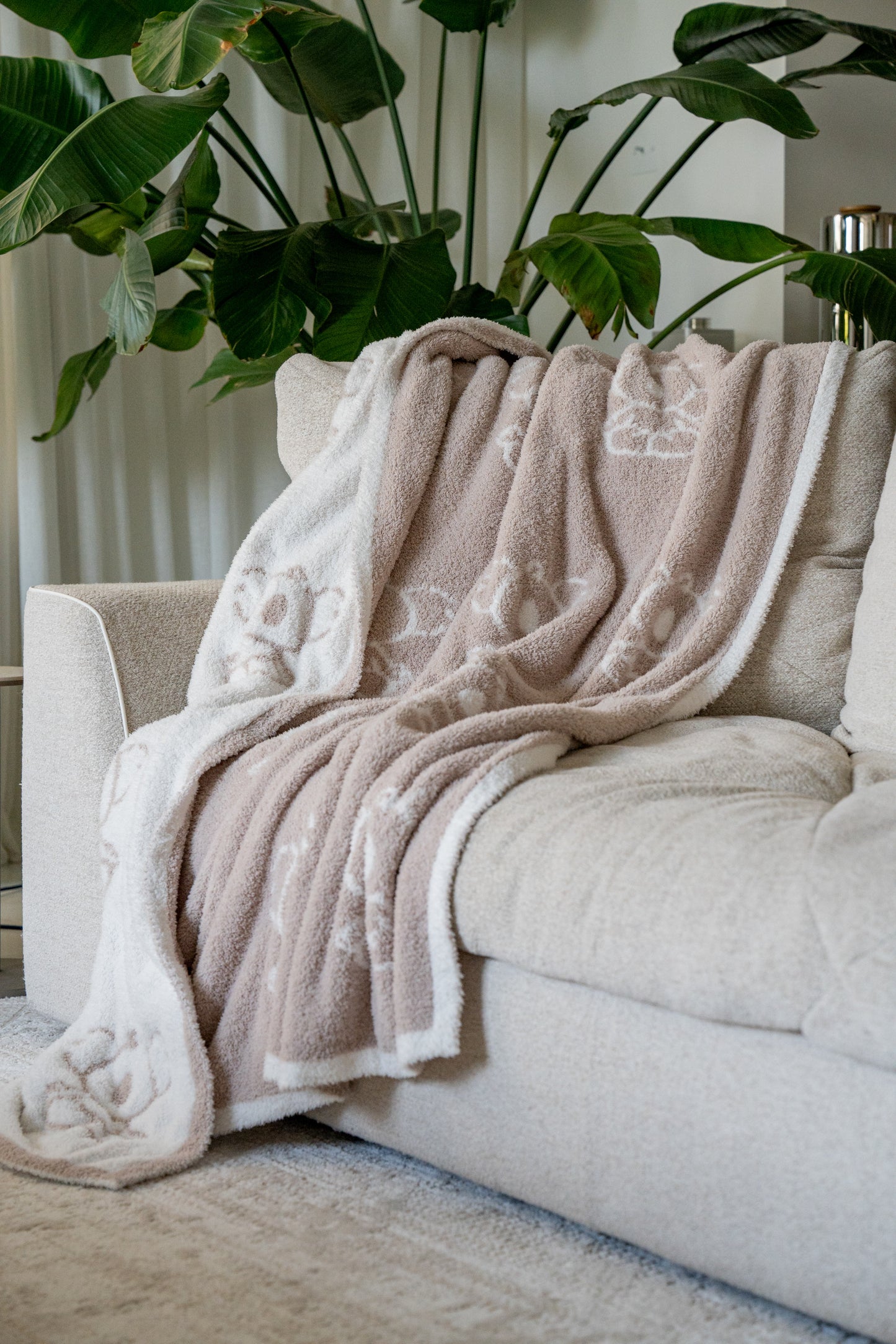 CocoCloud – Taupy Blanket
