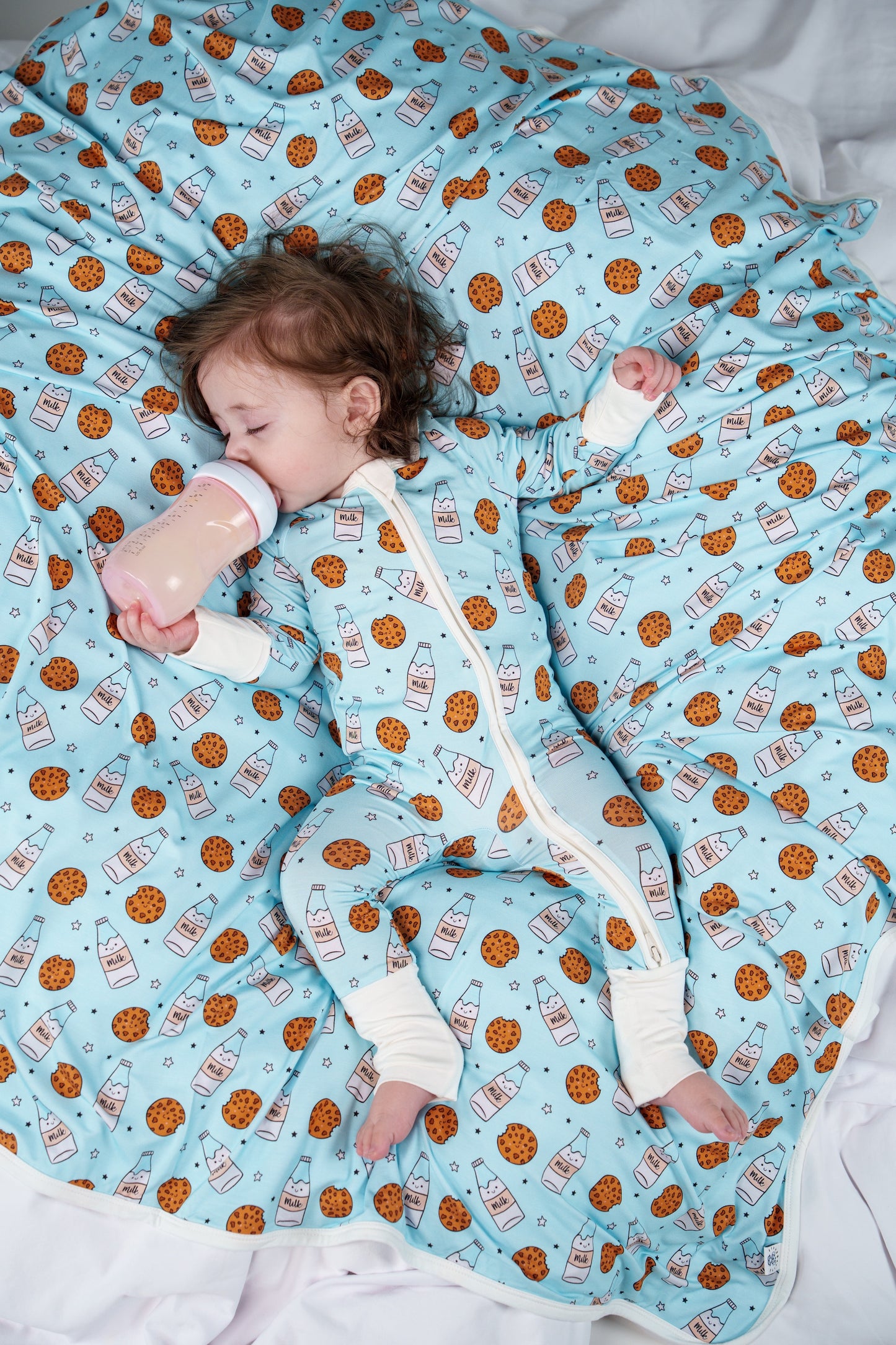 Cookies & Milk Zippy