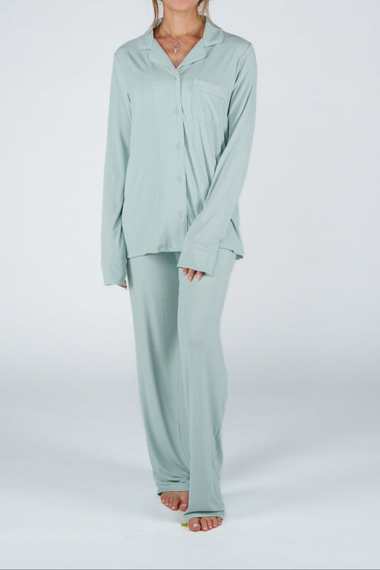 Calm Waters Women's Sleep Set